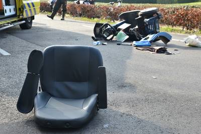 Man in scootmobiel ernstig gewond na aanrijding met motor in Etten-Leur