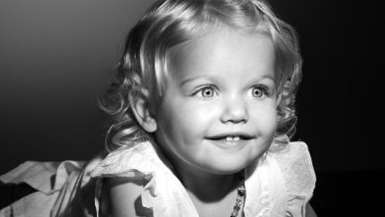 Zoe Mois Elue Bebe Cadum 10 Famille 7sur7 Be