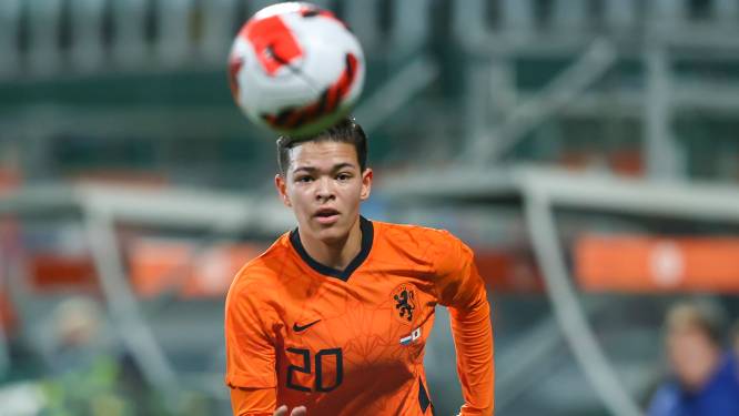 Feyenoorder Van Diemen binnen een dag van speler van Jong Oranje tot basiskracht bij het grote Oranje