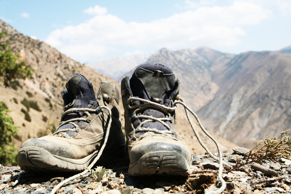 Duurzame wandelschoenen beginnen bij goed onderhoud. Beeld Colourbox