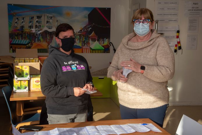 Candy krijgt de eerste cheques van Sodexo van Lucia (PWO)