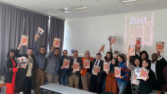 Anderstaligen uit Diest maken hun eigen magazine in het Nederlands: “Ze leren bij op alle vlakken”