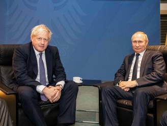 Boris Johnson zegt dat Poetin dreigde raket op hem af te vuren: “Het zou maar een minuut duren”