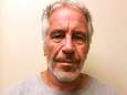 ‘Misbruikmiljardair’ Epstein gewond in cel