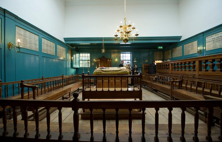 De wintersynagoge van de gerestaureerde Portugese Synagoge-complex in Amsterdam.  Beeld ANP