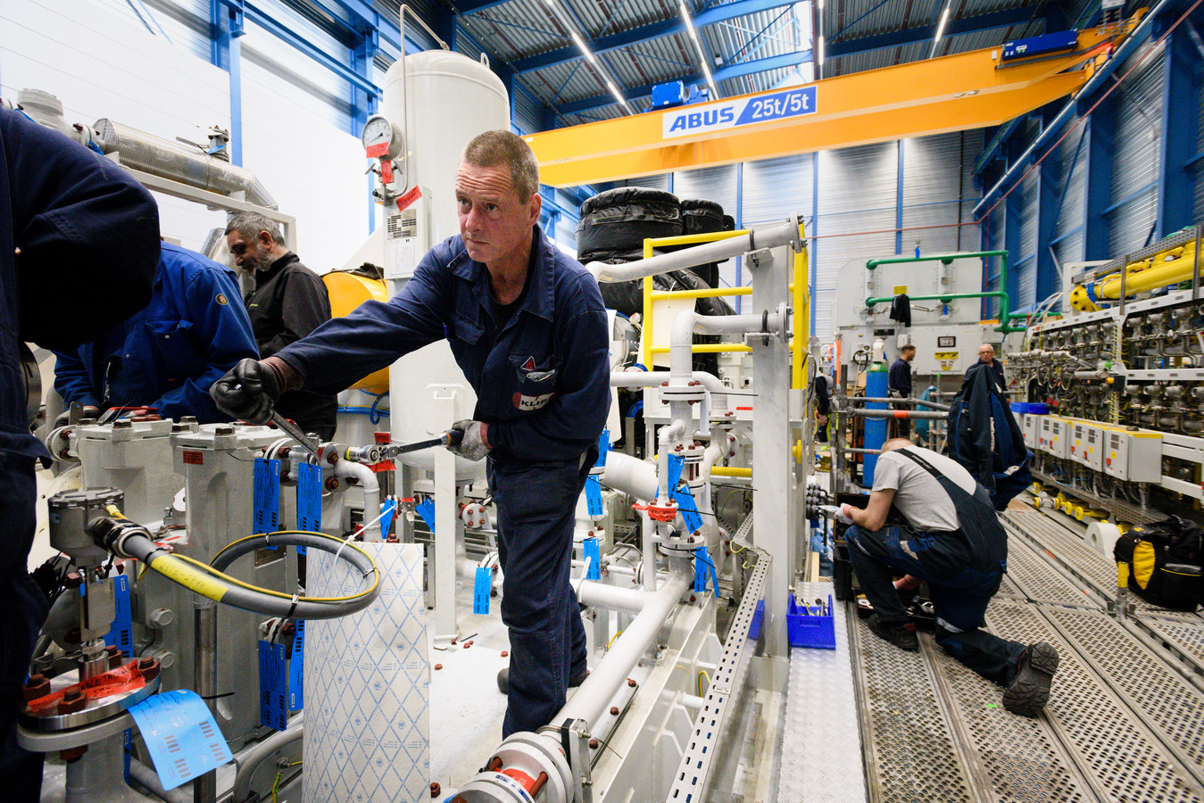 VDL Energy Systems Almelo krimpt in 200 man kan bij ‘zus’ VDL ETG aan