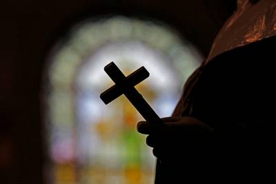 Franse Kerk vergoedt eerste slachtoffers kindermisbruik