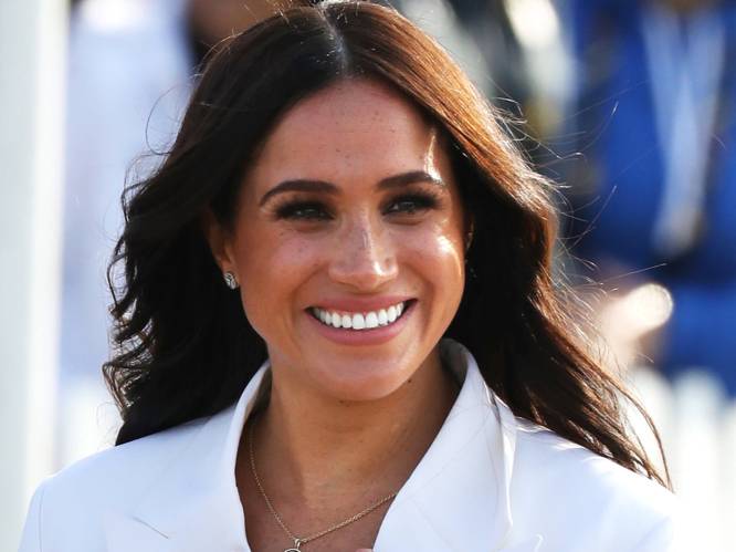 Meghan Markle zet steeds vaker de bloemetjes buiten... zonder prins Harry
