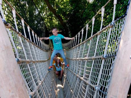 Hoogerzael uit de as herrezen en heeft nu ook een touwbrug. ‘Ik kom hier nog vaker spelen’  