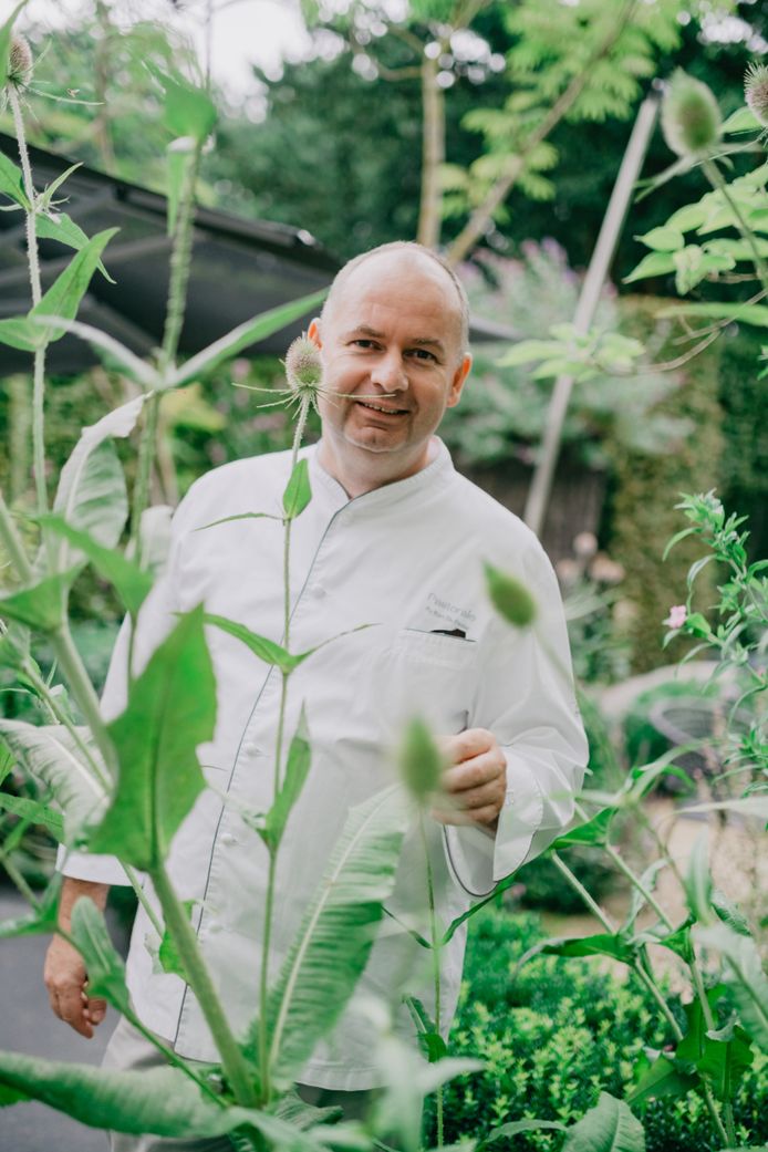 Tweesterrenchef Bart De Pooter (Pastorale**) opent dit jaar twee restaurants in het Sapphire House Antwerp die volledig plant-based zijn.