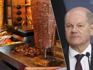 Oplopende kosten van döner kebab doen alarmbellen rinkelen in Duitsland: “Maximumprijs komt er niet”