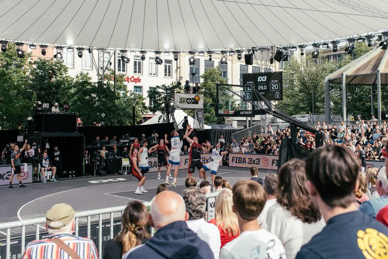 België won gisteren de eerste kwalificatiematch tegen Slovenië op het WK 3x3.  Beeld Tine Schoemaker