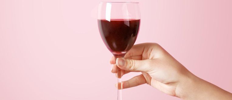 Science says: rode wijn helpt tegen verkoudheid Beeld Getty Images