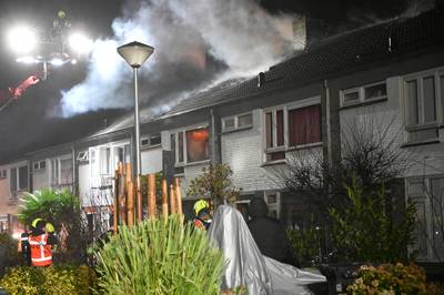 Man die ‘demonen en Bob Marley ziet’ sticht brand in eigen woning in Etten-Leur: voorwaardelijke celstraf van een jaar