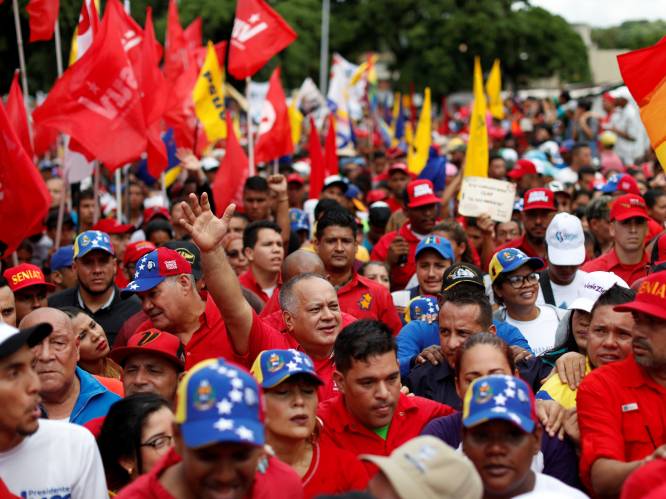 Duizenden aanhangers van Maduro protesteren in Venezuela tegen rapport van VN-mensenrechtencommissaris