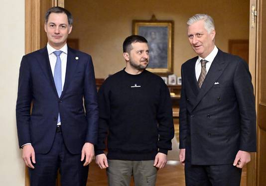 Op 9 februari werd de Oekraïense president ontvangen door koning Filip en premier Alexander De Croo (Open Vld) op het Koninklijk Paleis in Brussel.