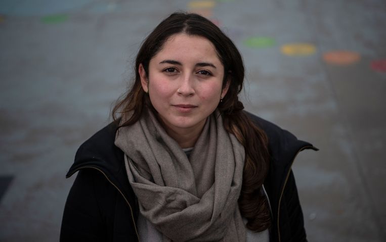Ingrid Villena (31) is een van de Chilenen die een nieuwe grondwet mag opstellen. Beeld AFP