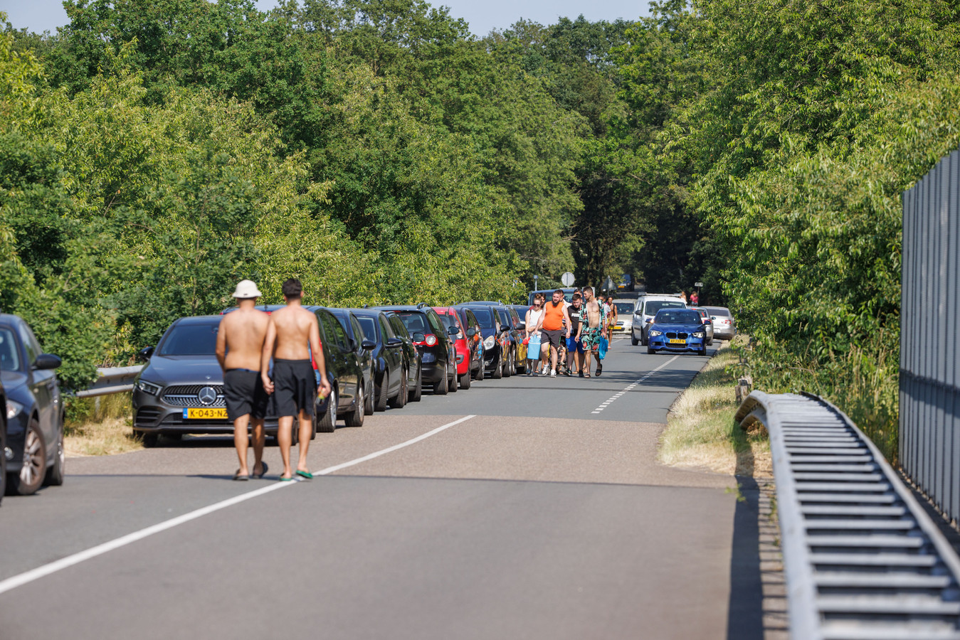 plasbezoekers-negeren-wegafsluitingen-169-euro-voor-een-middagje