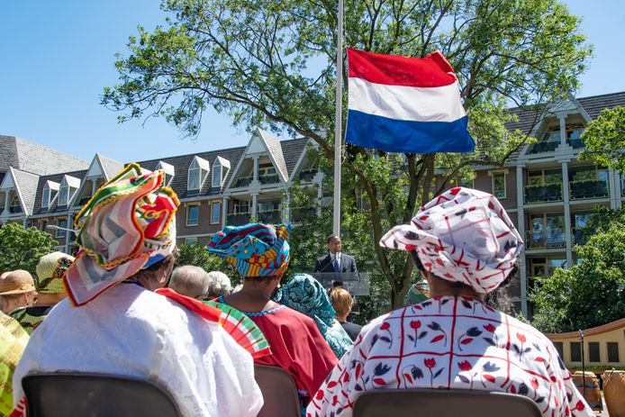 Herdenking afschaffing slavernij in het Vrijheidspark.