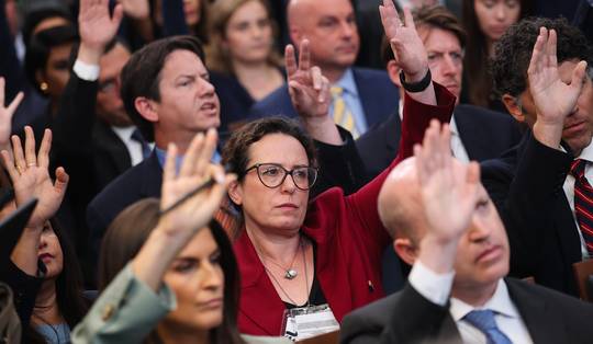 Maggie Haberman houdt als geen ander Trumps uitspraken en leugens bij, toch belt hij haar als hij wil roddelen: ‘Dit is geen echt mens, niemand is zo’