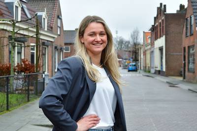 Anne (27) spaart al zeven jaar, maar heeft nog steeds geen huis in haar dorp