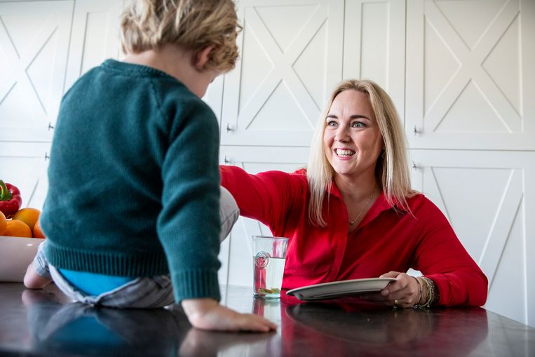 Daphne Bolman overleefde 3 maanden intensive care na complicaties bij een buikoperatie, maar kampt nu al zeven jaar met het Post Intensive Care Syndroom PICS. Beeld Maikel Samuels