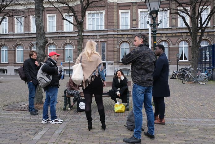 Kleine Opkomst Na Oproep Talitha Muusse Om Naar Den Haag Te Komen Vanwege Omtzigt Gate Show Ad Nl