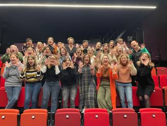 Dameskoor VocAtom en jeugdkoor Farfalle houden nieuw concert ‘Coronation’ in De Spot