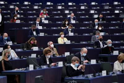 Europees Parlement wil leden naar verplichte cursus rond seksuele intimidatie sturen