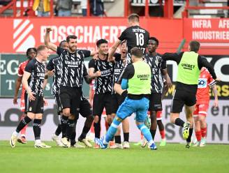 Charleroi lijkt gered: Dari bezorgt Zebra’s in absolute slotfase cruciale zege tegen KV Kortrijk