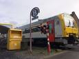Volgens de NMBS stappen dagelijks aan de treinhalte Bambrugge 31 reizigers op.