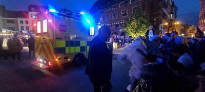 KIJK. Boom belandt in publiek bij Meiavondviering in Hasselt: drie gewonden