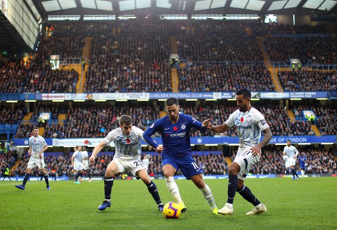 Eden Hazard was zondag tegen Everton één van de elf buitenlanders in de basis bij Chelsea.