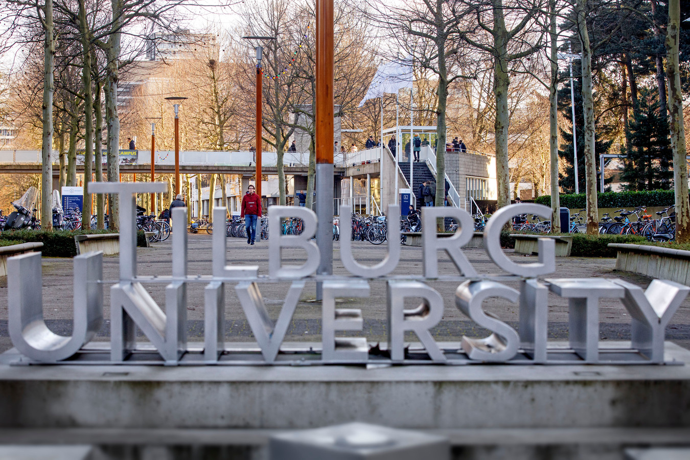 Met honderden tegelijk in een tentamenzaal Tilburg University? ‘Dit kan