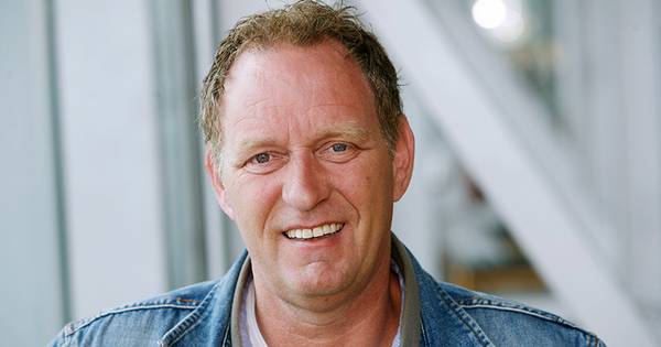 Piet Paulusma koopt monumentale villa | Binnenland - AD.nl