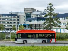 'Vroemvroembeleid' vergroot verschillen: zonder auto langer onderweg naar ziekenhuizen en scholen