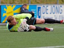 Vijf keer rood bij Sparta-Rozenburg en Nieuwerkerk ontsnapt: lees hier alles over het amateurvoetbal