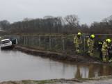 Om de haverklap auto te water bij Parklaan in Bennekom
