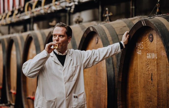 Tanguy Ottomer is op zoek naar verhalen over Elixir d'Anvers.
