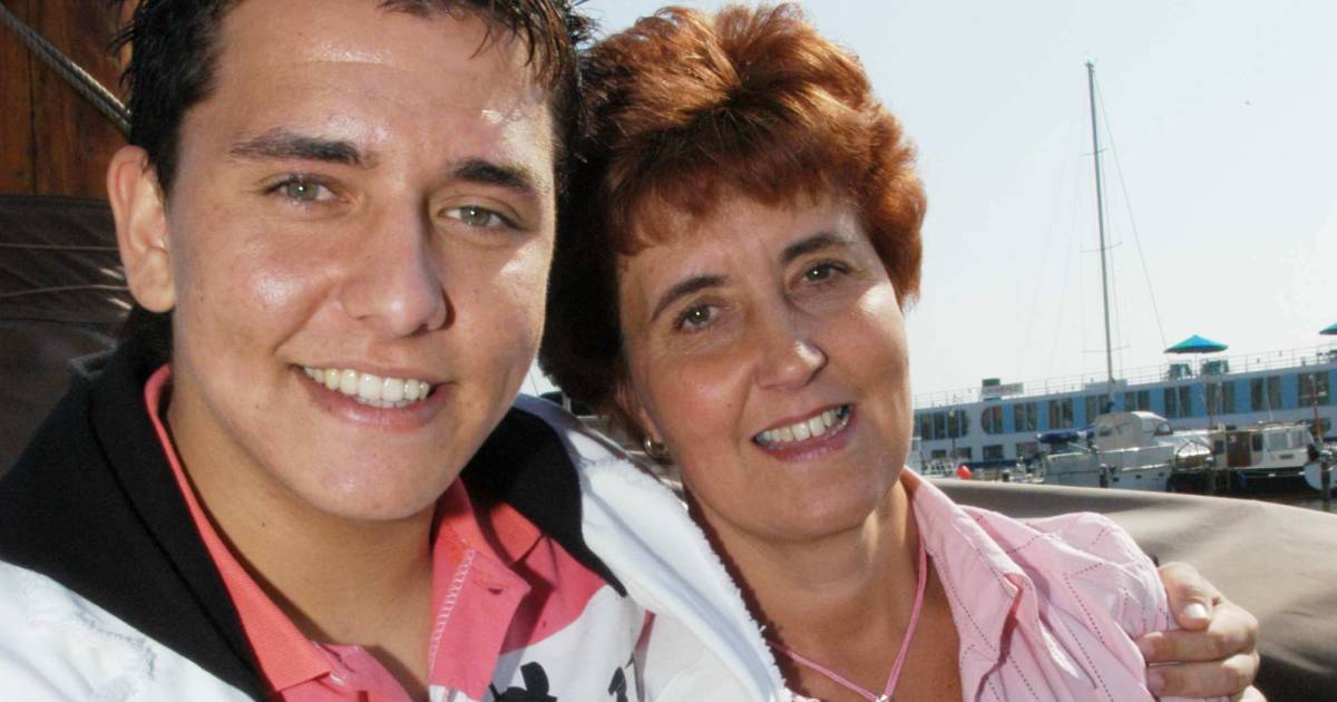 Spraakmakend Alles Is Weg Interview Moeder Jan Smit Opnieuw Op De Buis Show Ad Nl