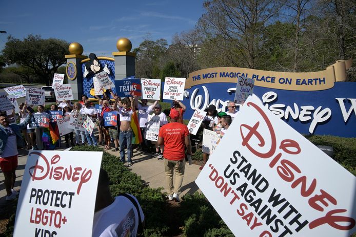 Disney-medewerkers houden staking over ‘Don’t say gay'-wet in Florida
