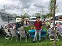 Martine van Os bij een eerder seizoen van We zijn er Bijna! De opnames van dit jaar kunnen vooralsnog niet doorgaan