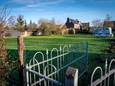 Grondeigenaar Rentambt Over-Betuwe wil de grond aan de Vriezenenck in een online veiling verkopen. Het bouwplan voor ouderenwoningen lijkt daarmee van de baan.