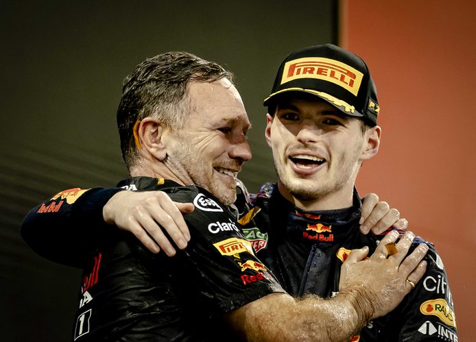 Christian Horner, le directeur de l'écurie Red Bull, célèbre le titre de Max Verstappen.