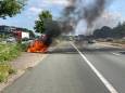 Auto in brand op A2 ter hoogte van Empel, rechterrijstrook richting Utrecht weer open