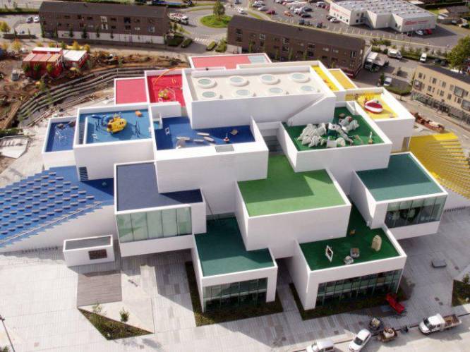 Er is nu een groot Lego-huis in Denemarken, en niemand is er te oud voor
