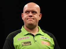 Chris Dobey sloopt Michael van Gerwen in halve finale Premier League, maar Price wint in Nottingham