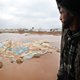 Noodweer in Idlib brengt vluchtelingen van de regen in de drup