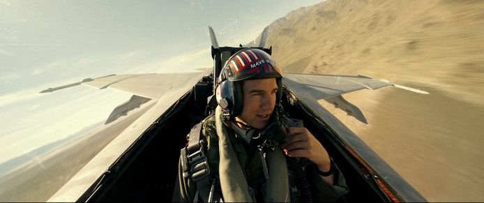 De Amerikaanse acteur Tom Cruise speelt de hoofrol in Top Gun: Maverick.
