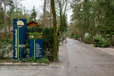 Op Bospark Dennenrhode in Doornspijk heeft Marjan Liemburg een recreatiewoning. De gemeente Elburg verdenkt haar ervan dat ze er permanent woont, wat niet is toegestaan.